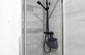 Dixon House, Sleeps 6, Free Parking, Long or Short Stays - by NMB Property - Photo 35