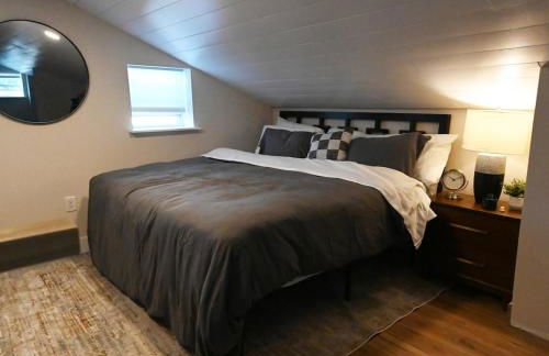 Shares Loft Luxury Apt - NEW! - Foto 13