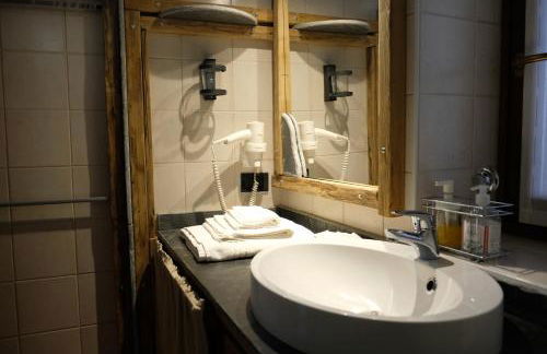 Appartamenti Montemezzo Le Case in Pietra La Torretta - Photo 26