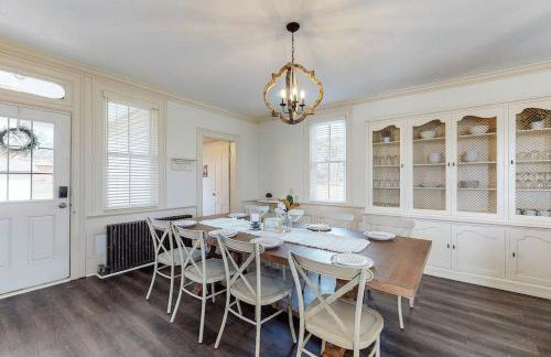 The Farmhouse at 1885-Where Past Meets Present - Foto 22