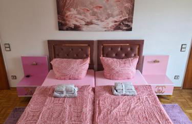 Pink Moment Apartment - Photo 7