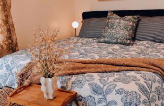 Lakefront Girls getaway Romantic Retreat low fees - Foto 29