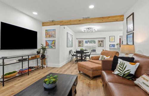 Cozy Arlington Bungalow 4/Mins to AT&T Stadium - Foto 1
