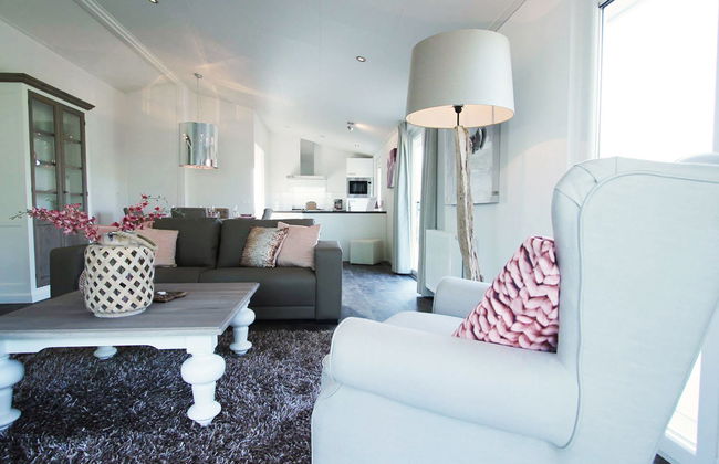 2 bedroom House in Nijkerk with swimming pool and terrace - Photo 2