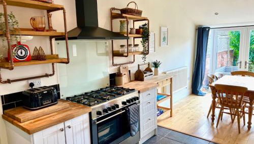 Spacious Victorian townhouse with Cathedral views - Foto 2