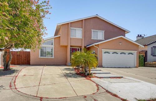 Bay and Hill Views Modern Hercules Home - Foto 33