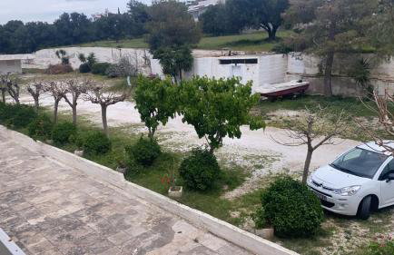 Breathtaking Sea View by the beach - Photo 22