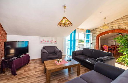 Beautiful Home In Polaca With Wifi - Foto 5