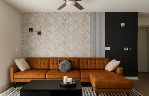 Luxury 2BR Stay Pool, Gym and Chill Areas - Photo 1