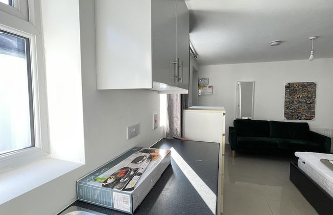 Immaculate 1-bed Studio in London - Foto 17