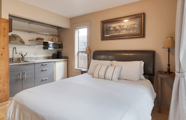 Riverfront Bend by Avantstay Private Dock Kayaks Large Yard w Views Hot Tub - Foto 15