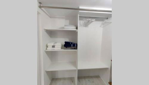 F2 Parking privé, Wi-Fi Netflix - Foto 5