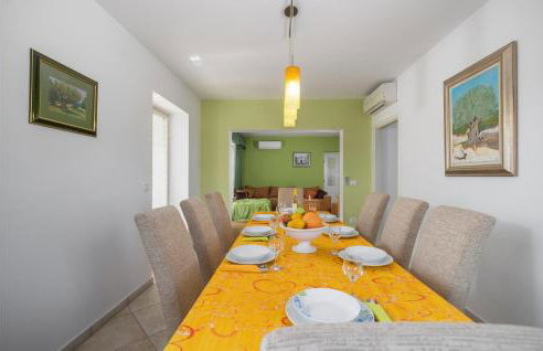 Four-Bedroom Holiday Home In Golubovo - Foto 29