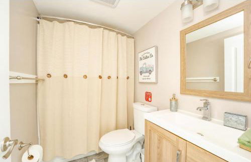 Steps to Sand Updated Bouchee Beachy Condo Deck Parking - Foto 5