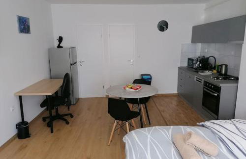 Modern apt in Dubec, ideal for couple - Foto 16