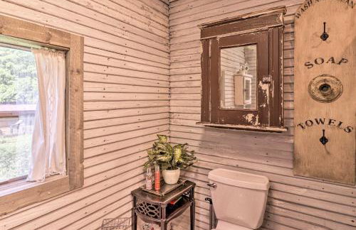 Country-Chic Cotter Home with Outdoor Living Space! - Foto 12