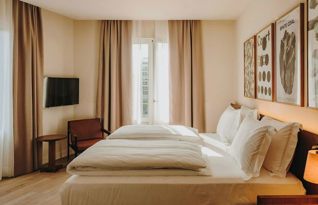 Casa Luz Hotel Plaça Universitat, Sonder by Marriott Bonvoy - Photo 23