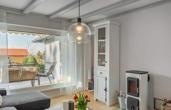 Holiday Home on the Mountain With Views - Photo 17