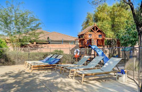 Luxury 6 BR Home Large Pool & Spa with Grassy Yard - Photo 77