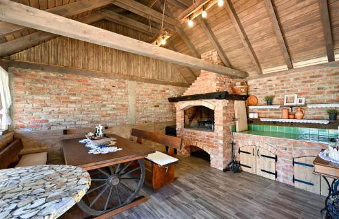 5 Bedroom Awesome Home In Novi Marof - Foto 40