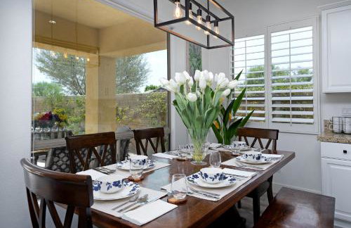 Luxurious 5BR Resort Style Home w/ Pool & Spa - Foto 42