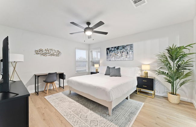 Remote Work Friendly King Beds Fast Wifi 3BR - Foto 3