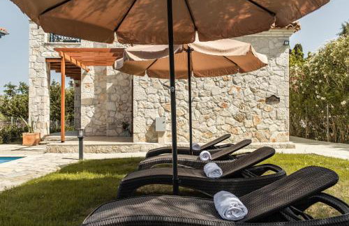 Murtini Stone Villa with Private Pool, by ZanteWize - Foto 31