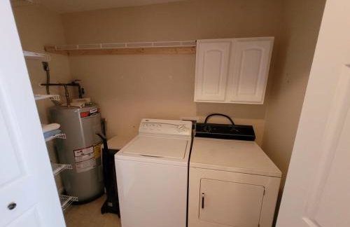 Fenced backyard! 6 miles to Cookeville Boat Dock! - Foto 16