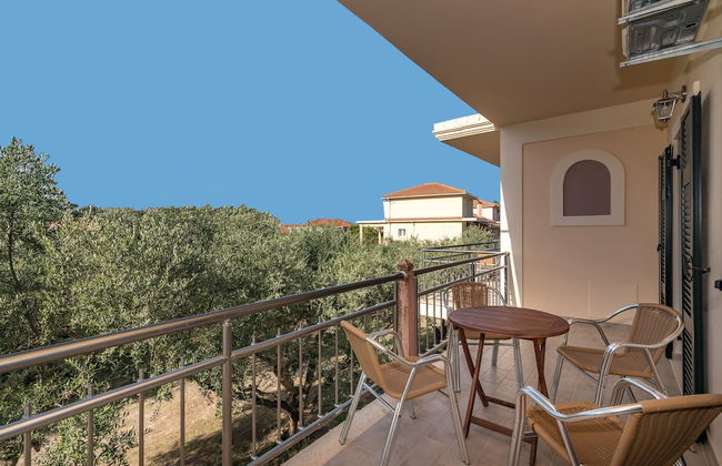 Allegro Studios & Apartments - Photo 17