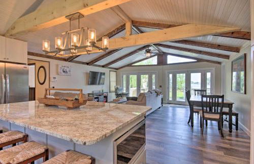 Lush Gilbert House with Outdoor Oasis on Lake Murray - Foto 5