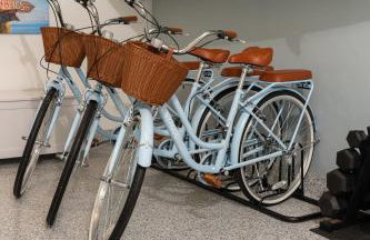 Oceanfront Oasis BBQ Patio, Free Dock, Pool and Secret Speakeasy - Foto 6