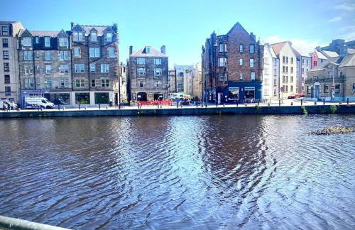 Bright Modern Apartment - Foto 2