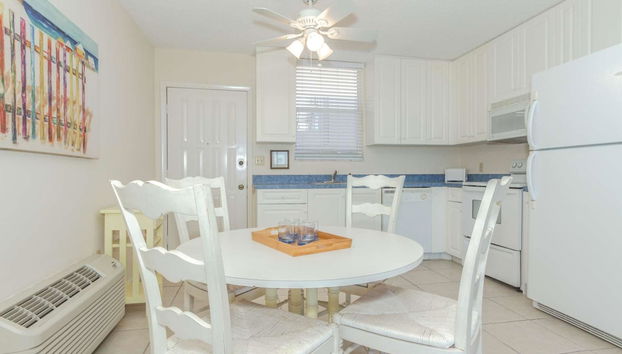 Beach & Tennis 2003 - Foto 3, Habitación