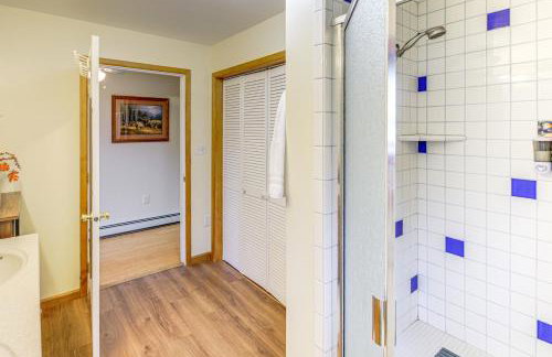 Private Hot Tub Enchanted Hideaway in Lincoln! - Foto 13