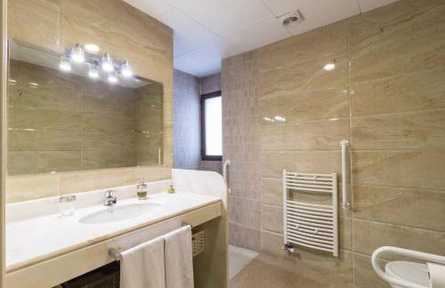 Apartamentos Salmerones - Photo 33