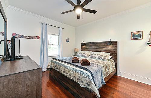Secluded Lodge 8acres Hot Tub, Pingpong pedalboat! - Foto 20