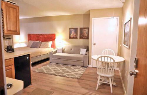 Ski In Ski Out - Sleeps 6 - Bring the family! - Foto 13