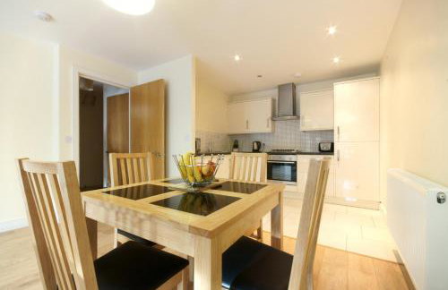 Lodge Drive Serviced Apartments - Foto 17