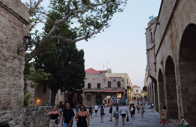 Rodas a Lindos y regreso, traslado privado - Foto 3