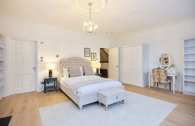 The Belsize Park Place - Charming 6bdr Home With Garden - Foto 29