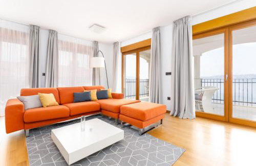 Beachfront apartment with pool, panoramic sea view - by Traveler tourist agency Krk - ID 2390 - Foto 15