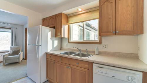 Lakefront Pelican Rapids Cabin with Boat Dock! - Foto 3