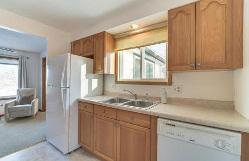 Lakefront Pelican Rapids Cabin with Boat Dock! - Foto 3