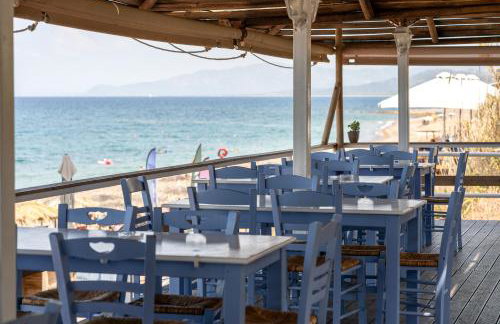 Studios Akrogiali - Photo 40