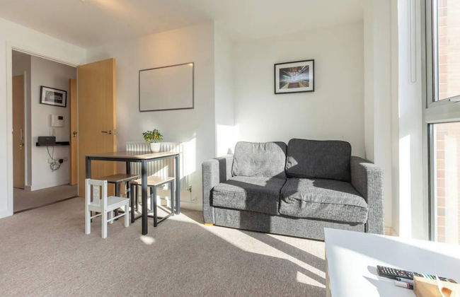 Bright & Airy 1 Bedroom Apartment in Trendy Peckham - Foto 9