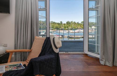 Shipwrights - Photo 4