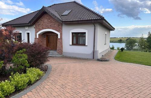 Dom nad jeziorem - Foto 1