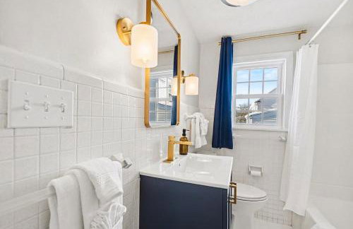 3-Bedroom House Near Notre Dame with Parking - Foto 31