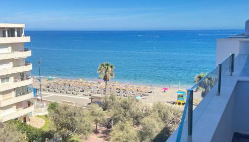 Magnífico Ático 4 hab frente a la playa con piscinas parking incluido por keywise - Foto 2