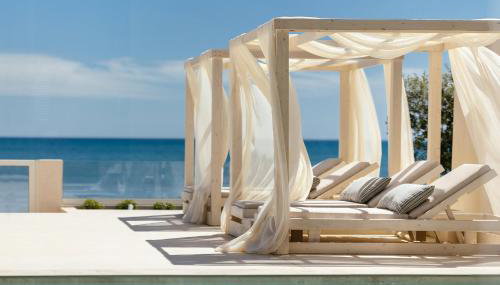 Salty Angel Sea Front Villa - Foto 5, sunbed